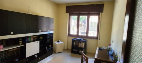 3 Schlafzimmer Wohnung in Caserta, Italy, Nr. 265789 27