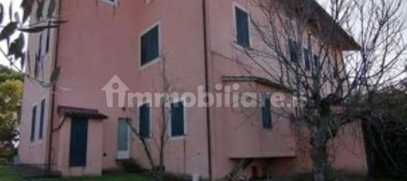 4 bedrooms House in Marsciano, Italy No. 77029 16