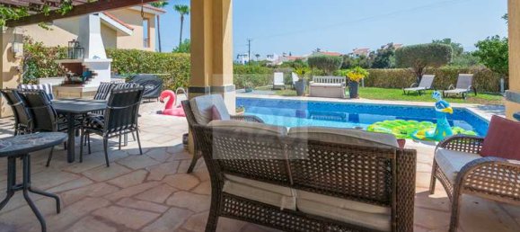 3 bedrooms House in Polis, Cyprus No. 13560 16