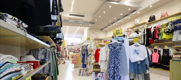 Imóvel comercial de 1 divisão em San Michele al Tagliamento, Italy N.º 267455 2