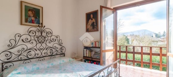 4 rooms House in Ronciglione, Italy No. 13398 9