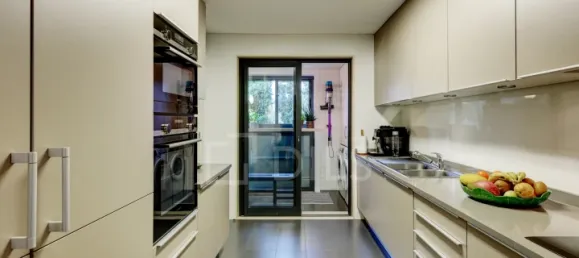 Apartamento de 3 dormitorios en Lisbon, Portugal No. 96822 30