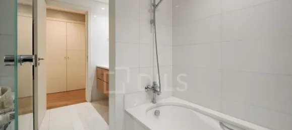 Apartamento de 3 dormitorios en Lisbon, Portugal No. 96822 21