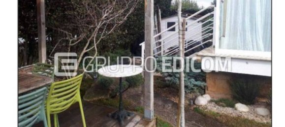 Квартира с 5 комнатами в Фьюмичино, Италия № 299894 5