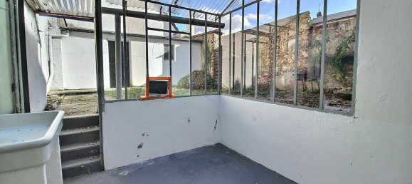 3 bedrooms House in Epernon, France No. 220413 4