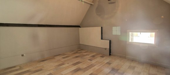 3 bedrooms House in Epernon, France No. 220413 6