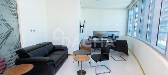 1 room Office in DIFC, UAE No. 4912 4