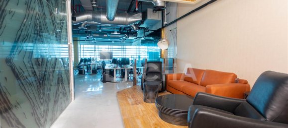 1 room Office in DIFC, UAE No. 4912 8