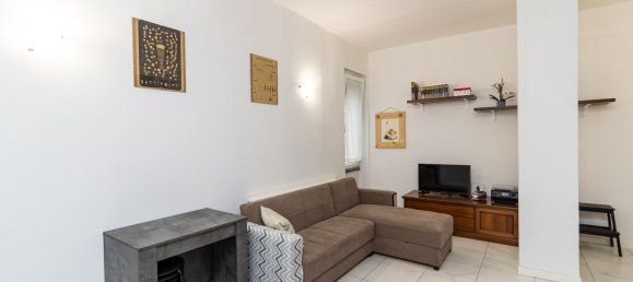 2غرفة شقة في Galbiate, Italy رقم 336429 8