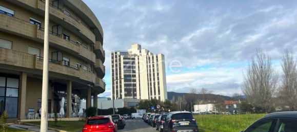 21m² Commercial property in Viana do Castelo, Portugal No. 90730 17