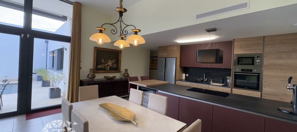 3 bedrooms Villa in Perpignan, France No. 338353 6