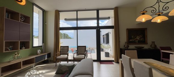 3 bedrooms Villa in Perpignan, France No. 338353 9