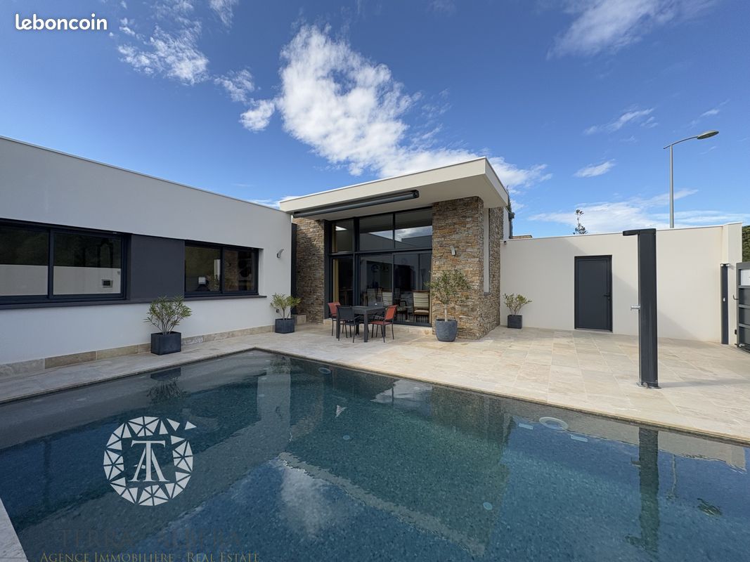 3 bedrooms Villa in Perpignan, France No. 338353