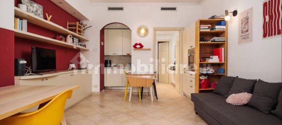 Apartamento de 1 dormitorio en Milan, Italy No. 371740 2