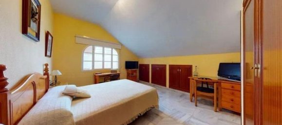 5 bedrooms Duplex in Fuengirola, Spain No. 99034 19