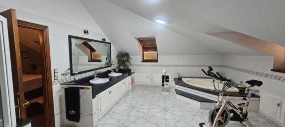 5 bedrooms Duplex in Fuengirola, Spain No. 99034 23