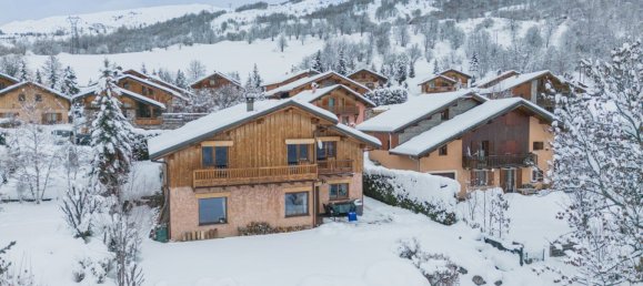 4 Schlafzimmer Gewerbliche Immobilie in Les Belleville, France, Nr. 1189 13