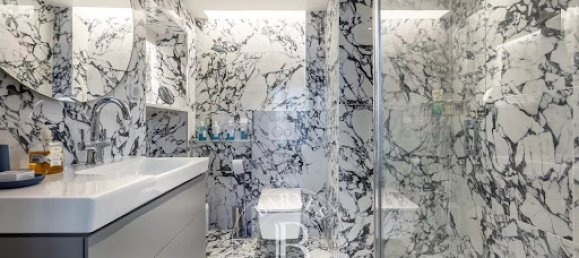 2 bedrooms Apartment in Paris, France No. 164604 14