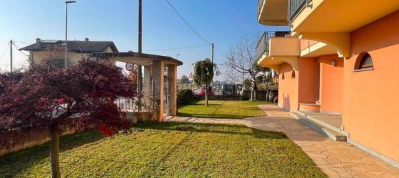 6-salle Appartement à Sommariva del Bosco, Italy No. 33653 3