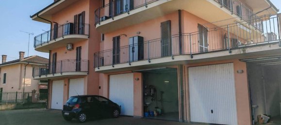 6-salle Appartement à Sommariva del Bosco, Italy No. 33653 11