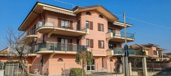 6-salle Appartement à Sommariva del Bosco, Italy No. 33653 45