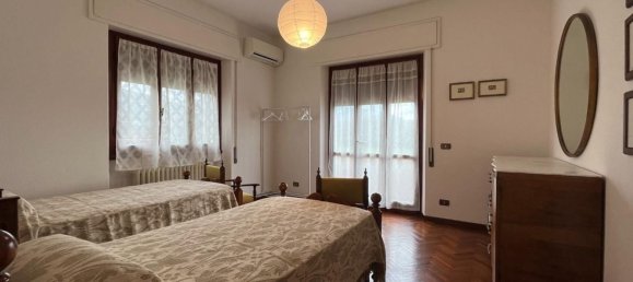 5 rooms House in Pietrasanta, Italy No. 114845 8