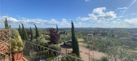 5-Zimmer Haus in Lastra a Signa, Italy, Nr. 32597 3