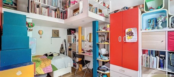 2 bedrooms Apartment in Paris, France No. 144751 8