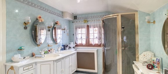 4 bedrooms House in Varennes-Changy, France No. 49787 16