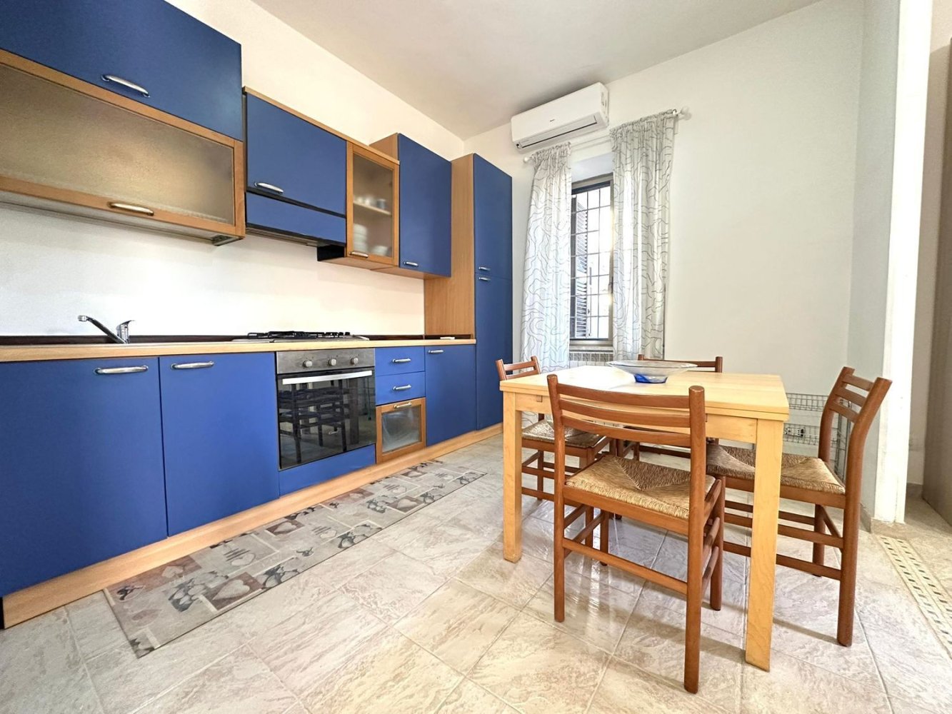 2 Schlafzimmer Wohnung in Rome, Italy, Nr. 344374