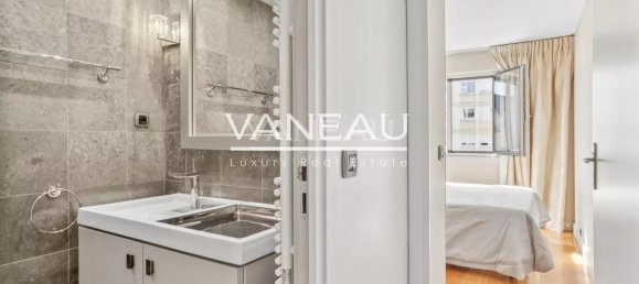 3 bedrooms Apartment in Paris, France No. 164130 10