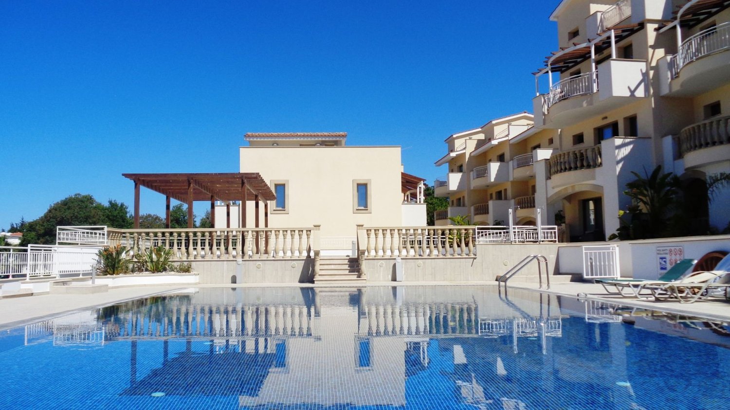 Apartamento de 3 dormitorios en Pearl Park Residences, Paphos, Cyprus No. 17375