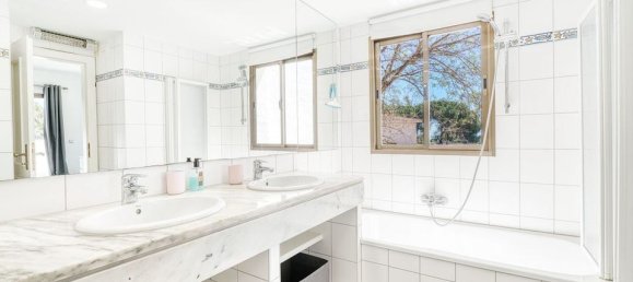 5 bedrooms Penthouse in Marbella, Spain No. 186040 27