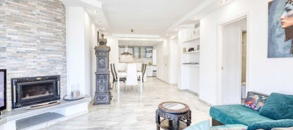 5 bedrooms Penthouse in Marbella, Spain No. 186040 5