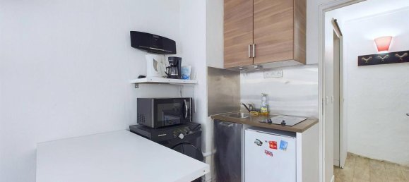 1 bedroom Apartment in Paris, France No. 165123 5
