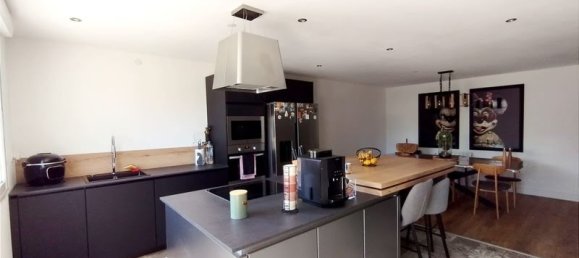 5 غرف نوم منزل في Talasani, France رقم 259770 15