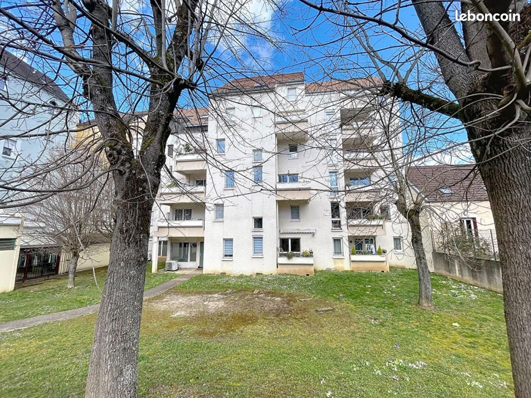 Квартира с 1 спальней в Дижон, Франция № 62236