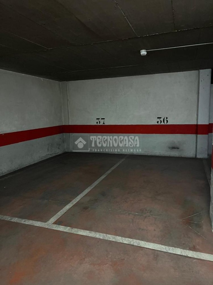 Parkplatz in Madrid, Spain 9m², Nr. 143546