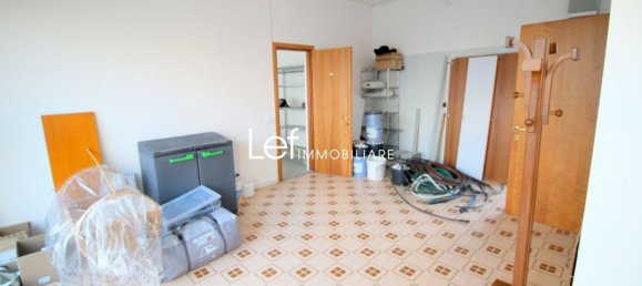 101m² Commercial property in Cornuda, Italy No. 267609 6