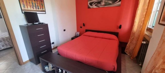 4 rooms Duplex in Limbiate, Italy No. 261513 2