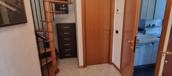 4 rooms Duplex in Limbiate, Italy No. 261513 14