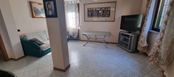 4 rooms Duplex in Limbiate, Italy No. 261513 5