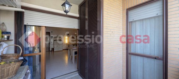 3 rooms Apartment in Rome, Italy No. 224914 15