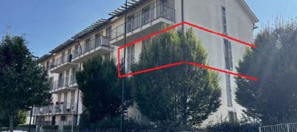 4 rooms Apartment in Chieri, Italy No. 49370 2