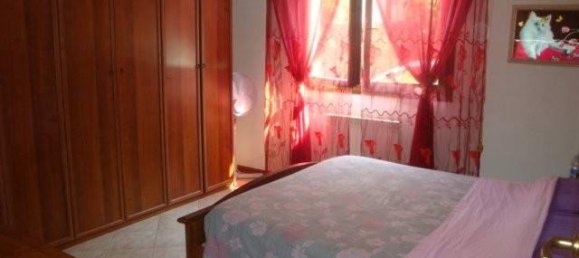 3 rooms Apartment in Lucca, Italy No. 107111 6