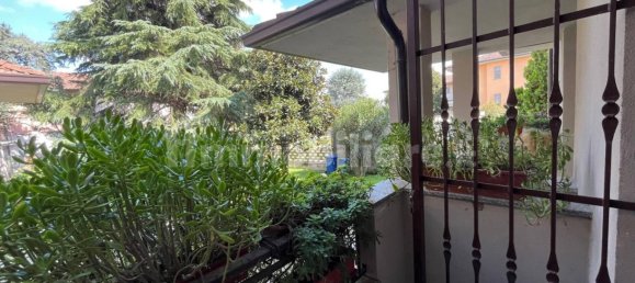 2 Schlafzimmer Wohnung in Vidigulfo, Italy, Nr. 378757 10