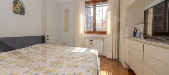 4 rooms Apartment in Casalecchio di Reno, Italy No. 28651 5