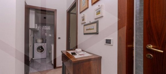4 rooms Apartment in Casalecchio di Reno, Italy No. 28651 31