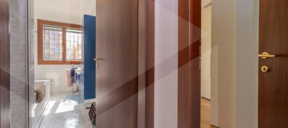 4 rooms Apartment in Casalecchio di Reno, Italy No. 28651 27