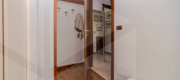 4 rooms Apartment in Casalecchio di Reno, Italy No. 28651 30